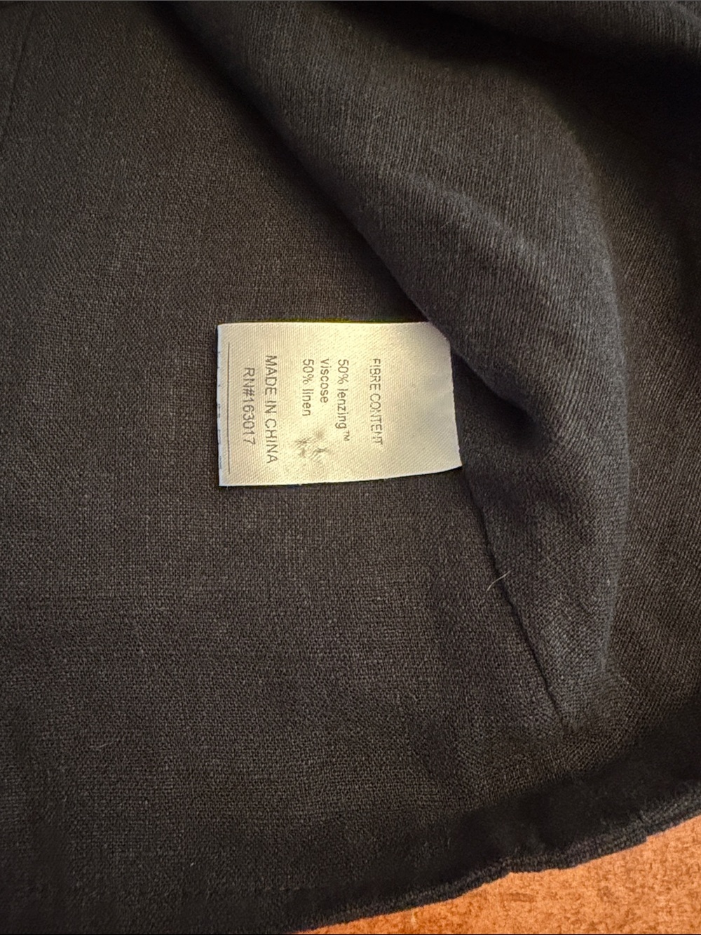 Classic Zenda linen Blend  Black Sleeveless Button-Front Women's Top - Picture 6 of 7